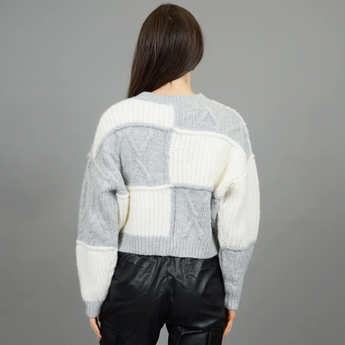 Vyla Long Sleeve Crew Neck Pull-Over