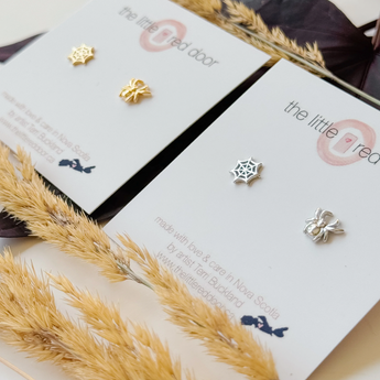 Cozy Spider Earrings / Clay