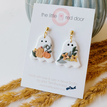 Cozy Ghosts Earrings / Clay