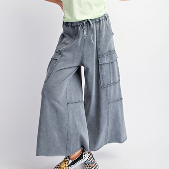 Mineral Washed Wide Leg Cargo Pants