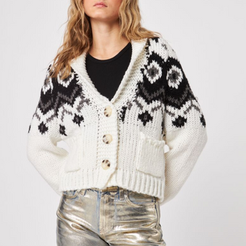 Laith Cardigan | Snowy Chairlift
