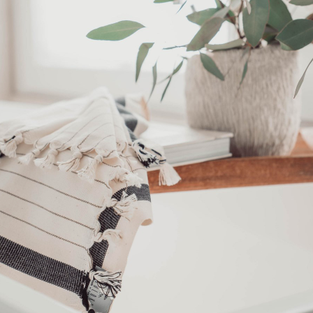 Kaya Hand Towel